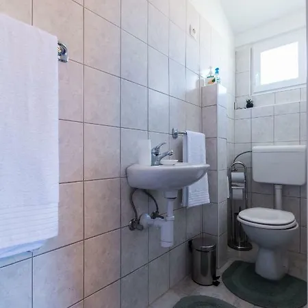 Apartman Hanna With Terrace